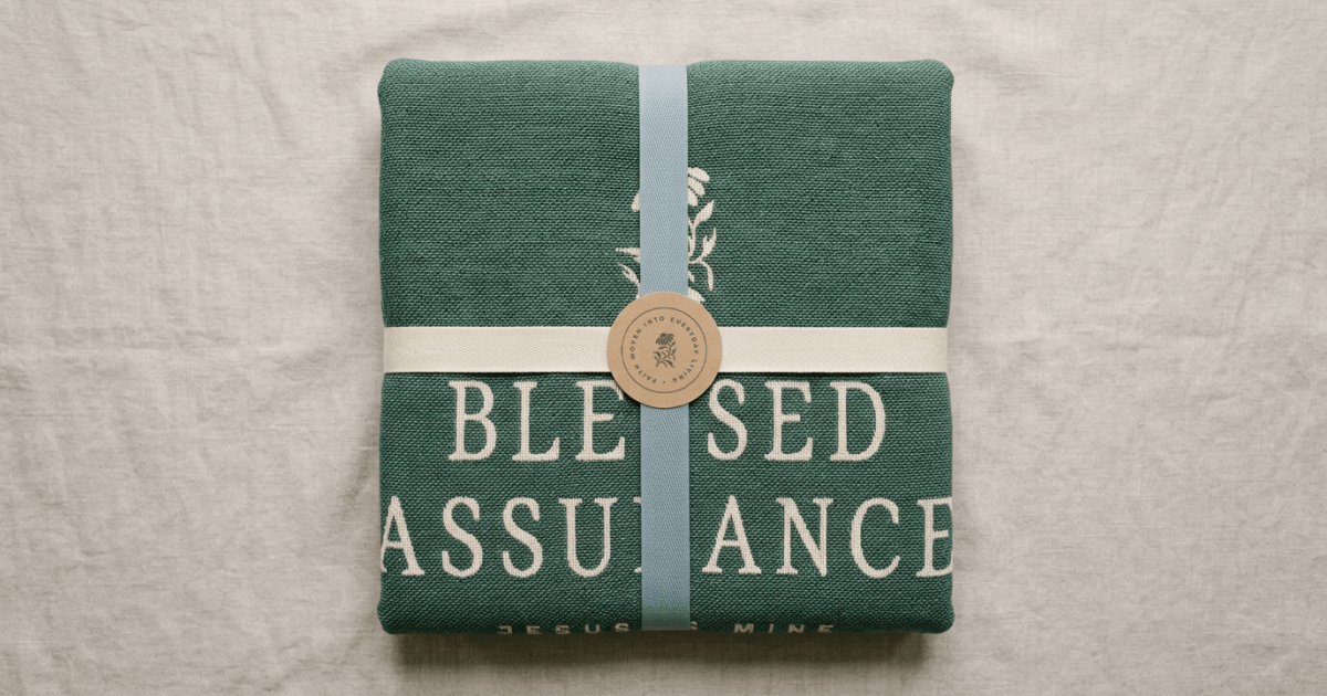 Christian Christmas Gifts for Your Wife That Reflect Love and Faith